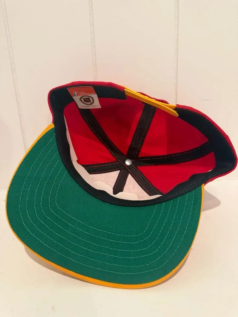 Vintage 1990s Calgary Flames NHL Snapback Hat by Twins Enterprises